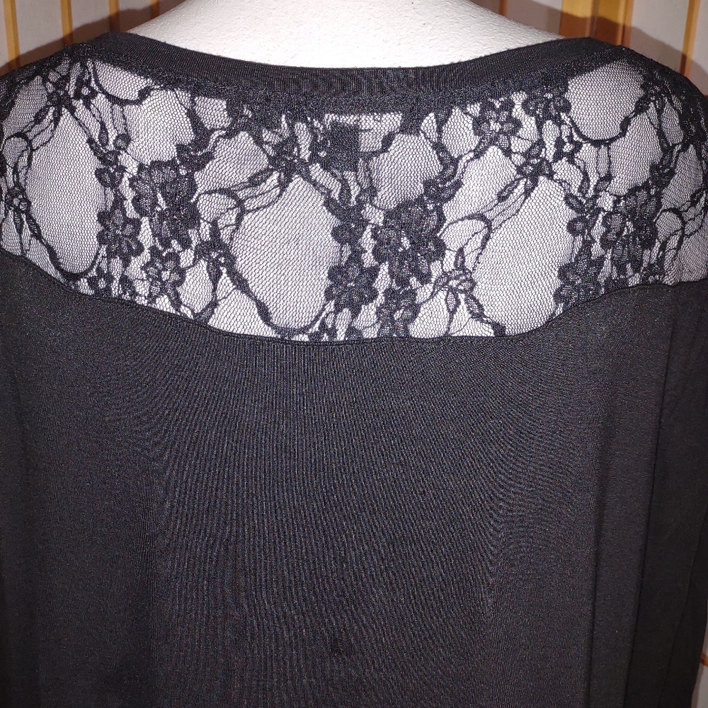B.L.E.U. bling & lace 2X tunic top - Picture 8 of 10